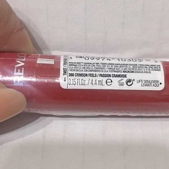 Revlon Kiss Cushion Lip Tint-Crimson Feels - Picture 4 of 4